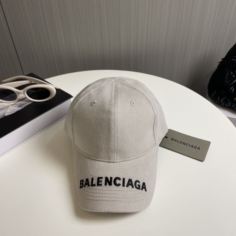 BALENCIAGA